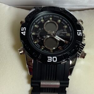 Daniel Steiger never worn wrist watch men’s -new in box